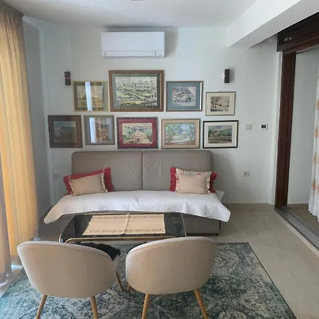 Rozita Seaside Relax Apartment Podgora