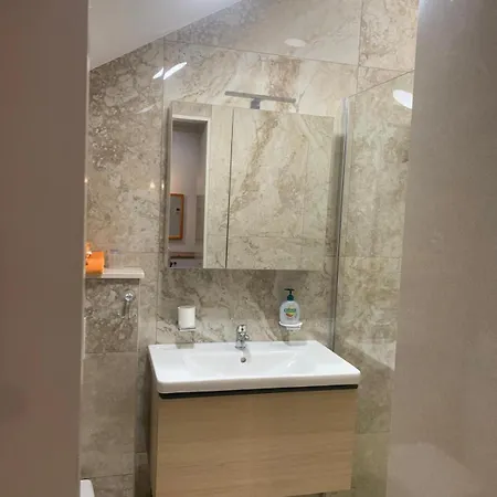 Rozita Seaside Relax Apartment Podgora