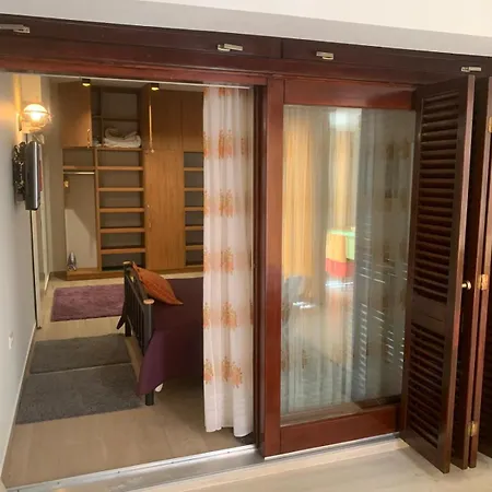 Rozita Seaside Relax Apartment Podgora