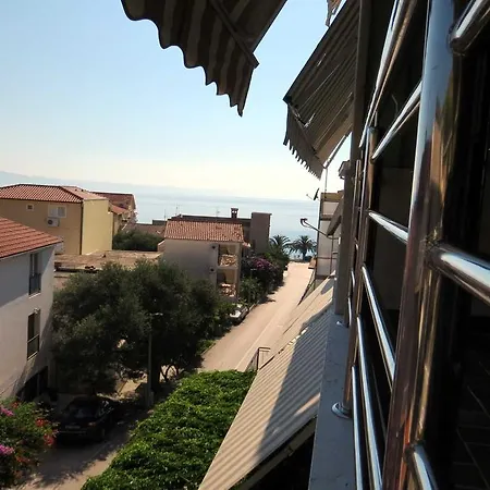Rozita Seaside Relax Podgora