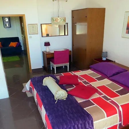 Rozita Seaside Relax Apartment
